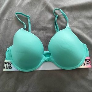👙 VS Wear Everywhere Lightly Lined Bra